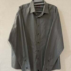 UNTUCKit Men's Slim Fit Wrinkle-Free Sangiovese Button Up Shirt